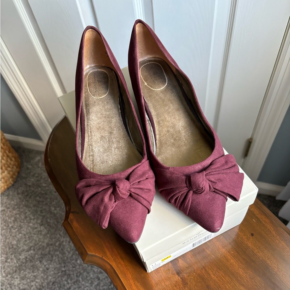 Bandolino Bow Flat